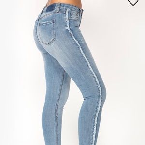 Fashion nova skinny jeans